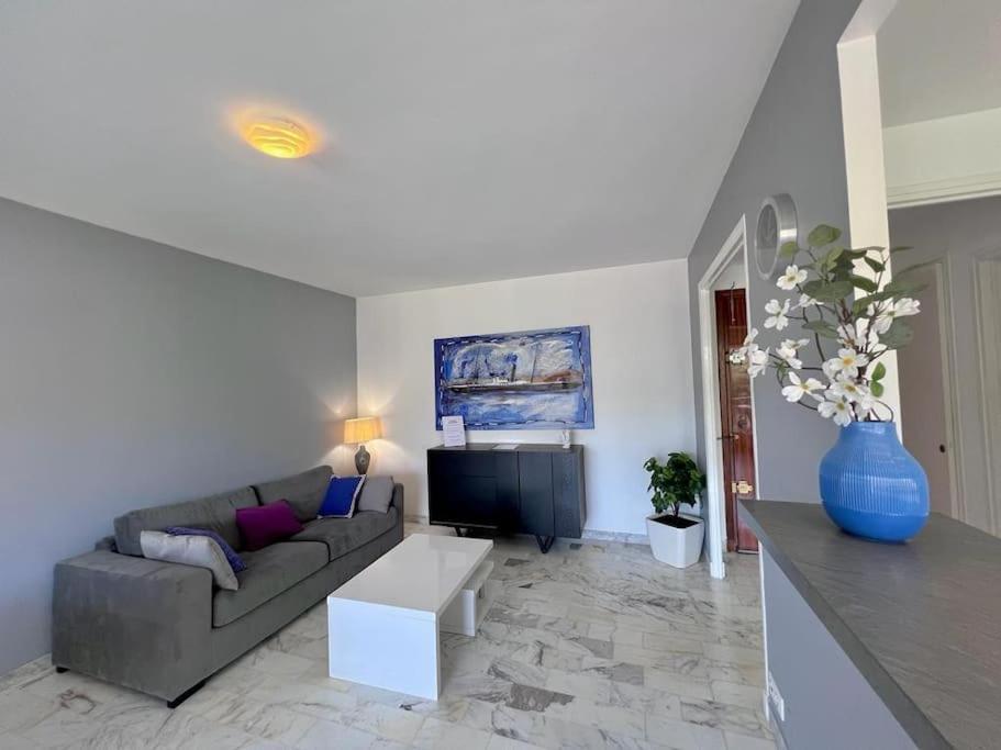 Le Pinede - Apt 4 Prs- Parking - Clim - 500M Plages أنتيب المظهر الخارجي الصورة