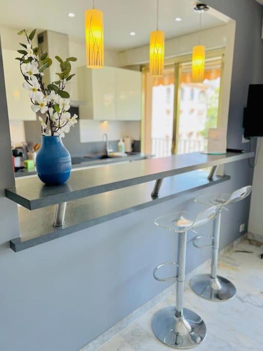Le Pinede - Apt 4 Prs- Parking - Clim - 500M Plages أنتيب المظهر الخارجي الصورة