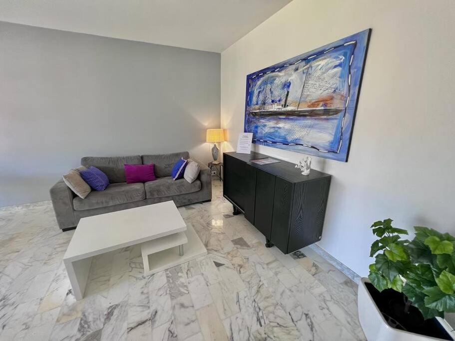 Le Pinede - Apt 4 Prs- Parking - Clim - 500M Plages أنتيب المظهر الخارجي الصورة